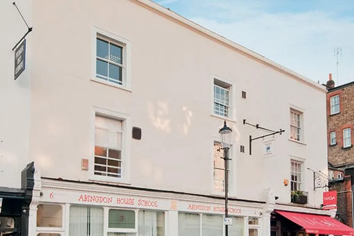 4-6 Abingdon Road, W8
