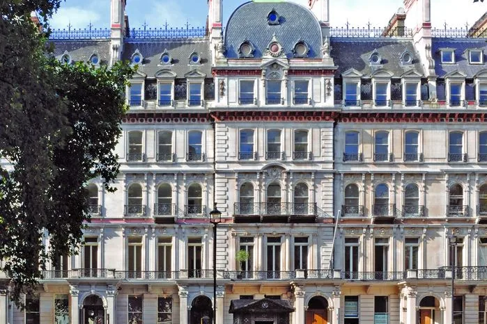 46-48 Grosvenor-Gardens, SW1